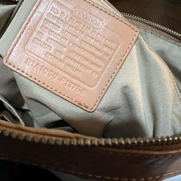 COACH SOHO SHOULDER LEATHER PURSE - Picture 7 of 7